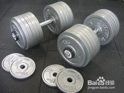 包胶哑铃与电镀哑铃选购指南 如何选择适合您的健身器材