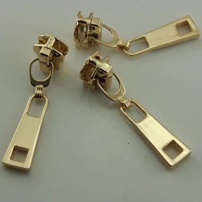 绿色风尚，精致细节 欧洲环保电镀5号金属箱包拉链头厂家批发定制